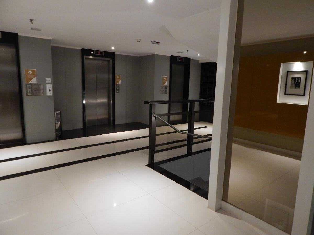 Jk Apart Hotel - Kubitschek Plaza Бразилия Екстериор снимка